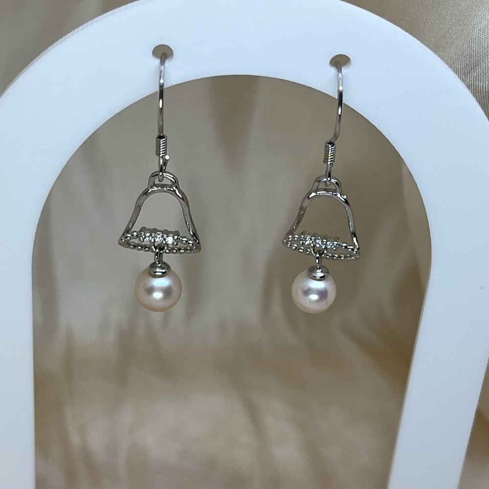 Christmas Freshwater Pearl Drop Earrings